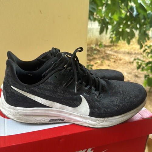 Nike Pegasus running shoes used, size 45, black