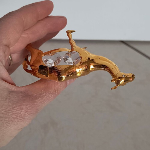 Decorative camel gold-plated with 4 crystals new