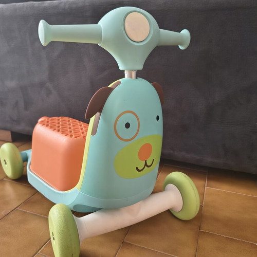 Skip and hop kids scooter used