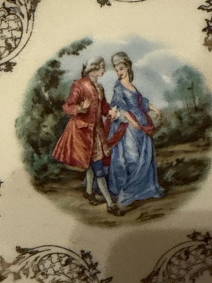 Decorative plate like new