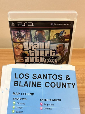 Grand Theft Auto 5 PS3 game with map