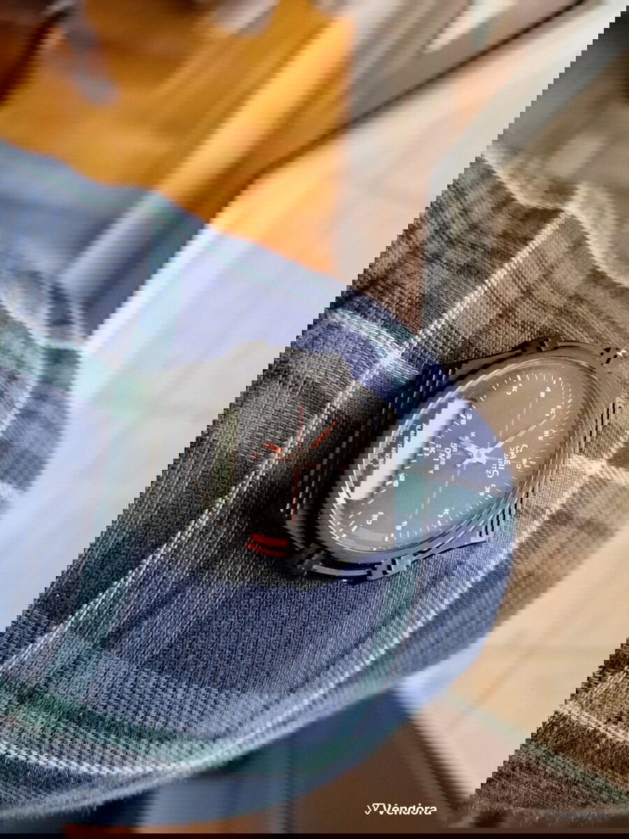 CASIO AW-5 аналогов цифров часовник 1301… € 40,00