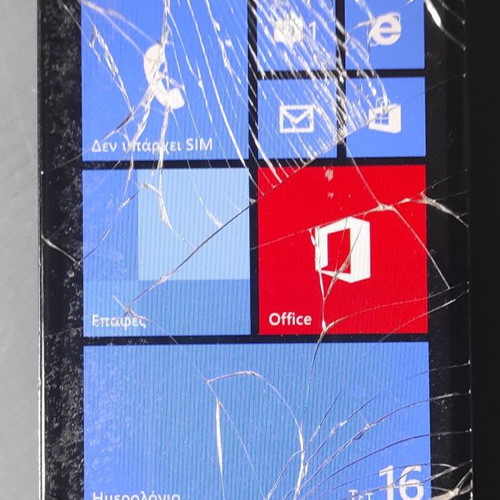Nokia Lumia 625 used with broken screen for spare parts