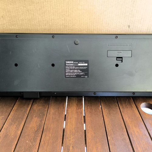 Yamaha PSS-140 Portasound Synthesizer like new