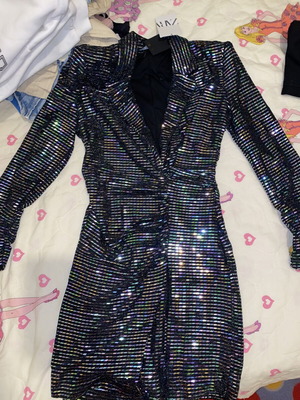 Zara dress new with tags, size M, black