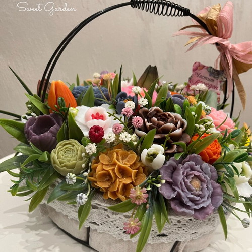 Basket with aromatic soap flowers new