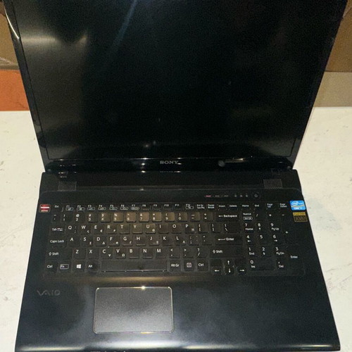 Sony Vaio 17.3 Laptop like new with Intel Core i7, 8GB RAM, 500GB SSD