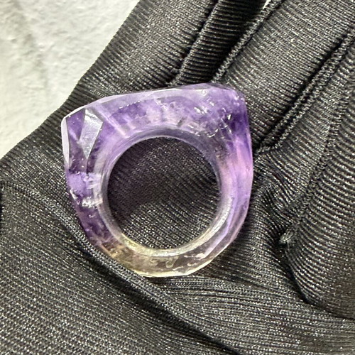 Ring with light purple amethyst new