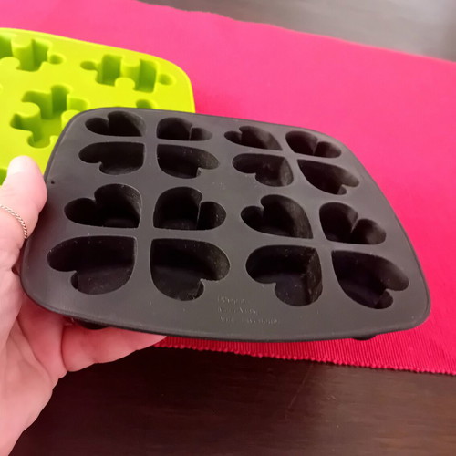 Silicone Ice Cube Trays pack of 2, green and black, like new, IKEA