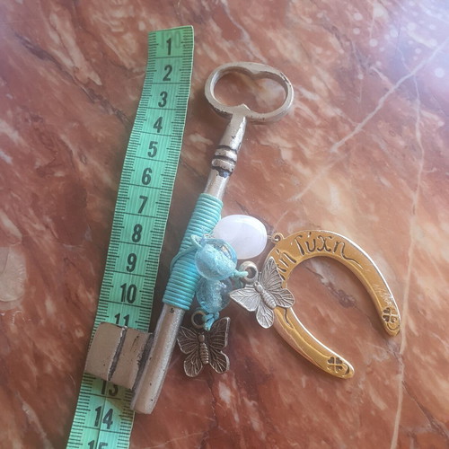 Lucky key charm with horseshoe