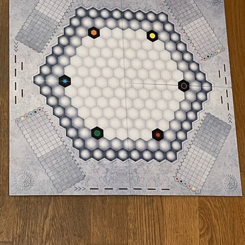 Mensa board game like new with all pieces and instructions