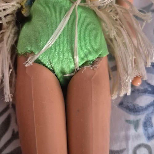 Bibi-Bo El Greco doll used with Seychelles dress