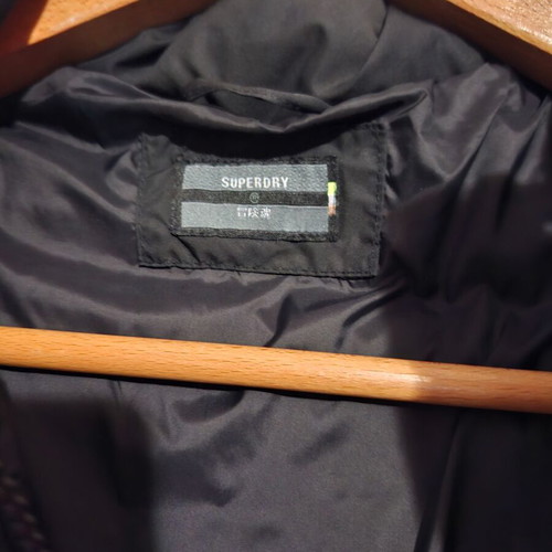 Superdry Everest black jacket like new with faux fur hood