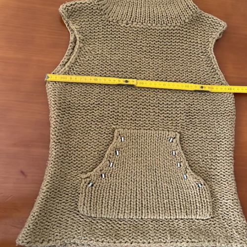 Knitted sleeveless sweater used, size M, brown and orange