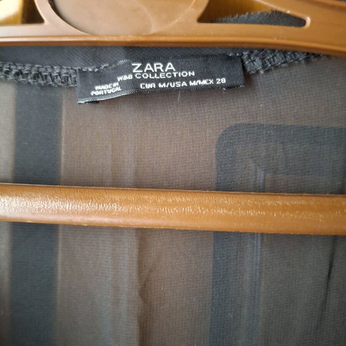 Zara blouse with design like new, size M, black