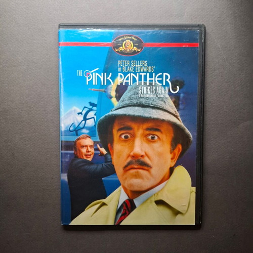 The Pink Panther Strikes Again DVD like new with subtitles