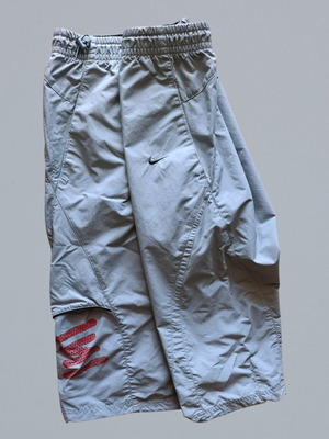 Nike Shox Utility Baggy Nylon Shorts Y2K men's large like new, grey red