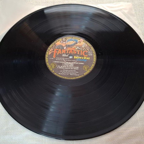Elton John Captain Fantastic And The Brown Dirt Cowboy LP σαν καινούργιο, rock