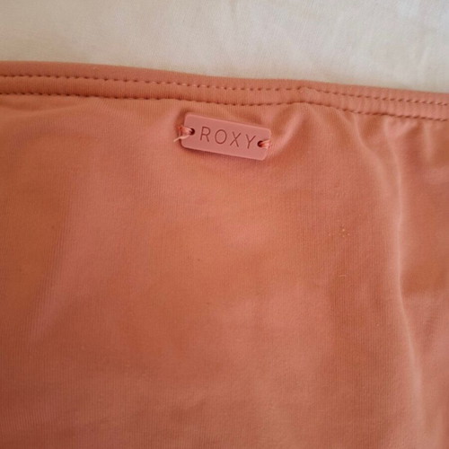 Roxy bikini set used, salmon color, size S