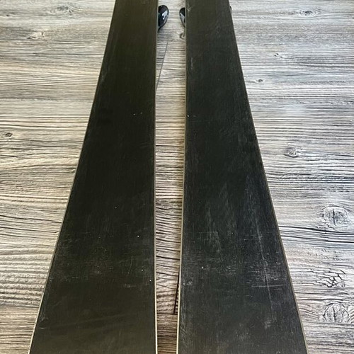 Atomic Redster GS 162 skis with Atomic XT 12 bindings