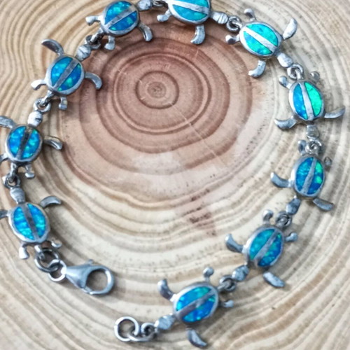 Silver bracelet 925 with blue opal like new, length 18.5cm