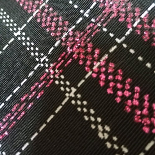 Women's elastic shiny blouse like new, black and pink