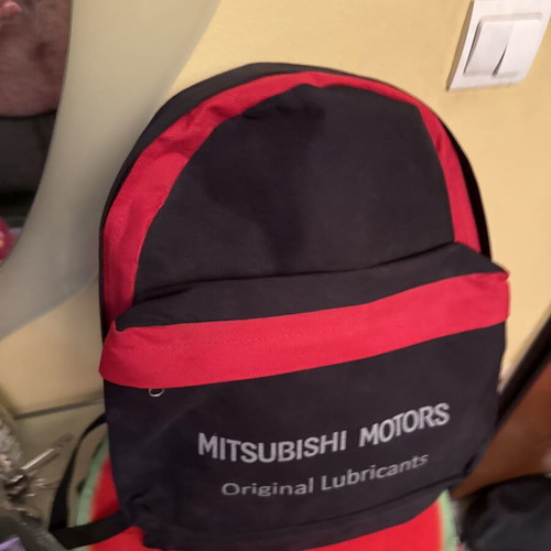 Τσάντα πλάτης Mitsubishi Motors, μαύρη με κόκκινες λεπτομέρειες