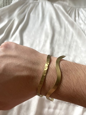 Women's bracelets made of gold-plated brass, new, stainless
