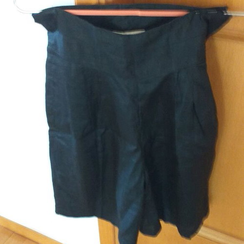 Women’s set of shorts and blouse used, black linen