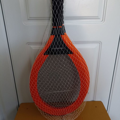 Badminton rackets pair like new, lightweight with foam handles