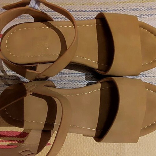 Camel platform sandals size 37 like new