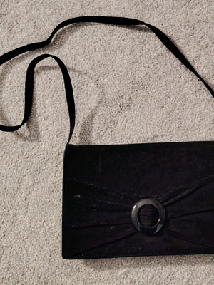 Classy vintage evening shoulder bag like new, black