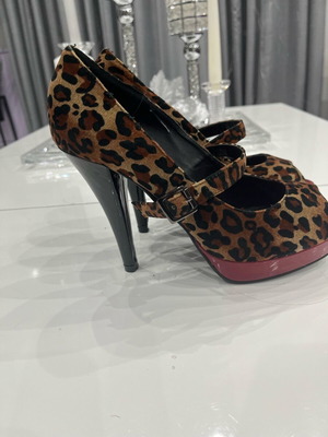 Migato leopard print pumps with red details and thin heel new