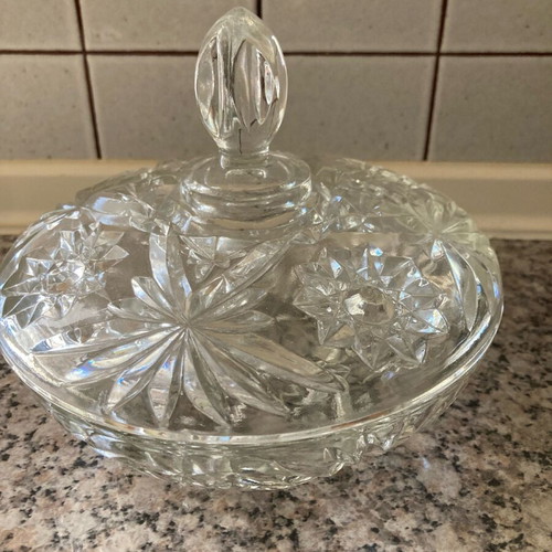 Luxury crystal candy dish with lid