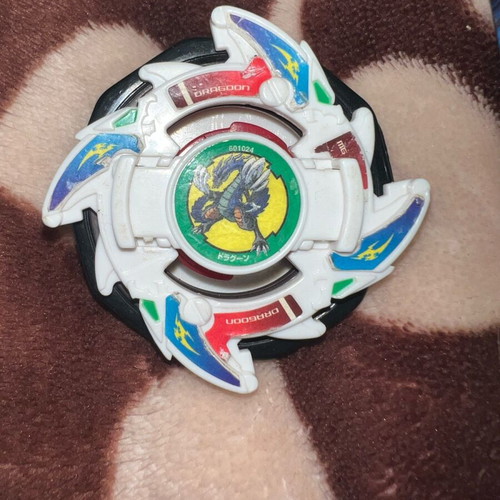Beyblade Dragoon Takara edition used with magnets
