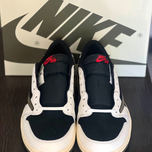 Travis Scott Air Jordan 1 sneakers, EU 41