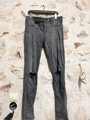 Benetton Dark Grey Ripped Knee Stretchy Skinny Jeans like new