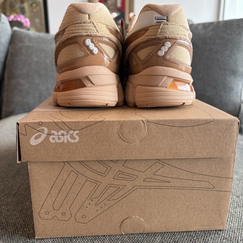Asics Gel Kayano 20 Doublet Cardboard sneakers size 44.5 new, brown