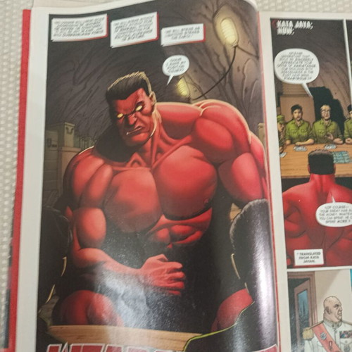 Thunderbolts Marvel Now comics used, issues #1 and #2 (2013)