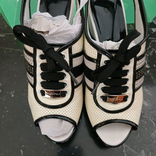 Byblos sandals used, green platform leather, size 39