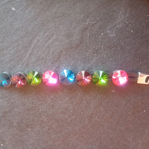 Tennis bracelet used with colorful Rivoli crystals