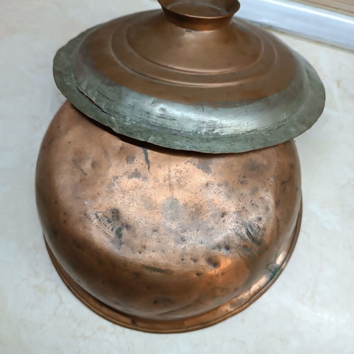 Copper pot 24 cm used with lid, old