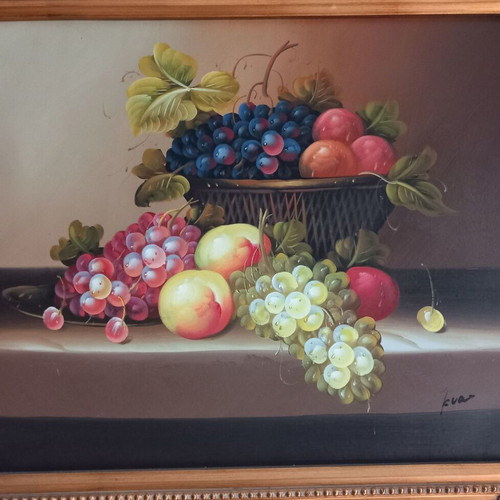 Classic oil painting Still Life with gold carved frame, like new