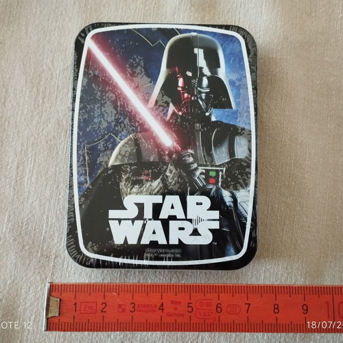 Star Wars collectible metal box new, sealed