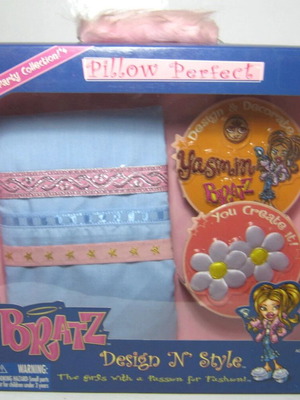 Bratz Pillow 2002 new, rare collectible