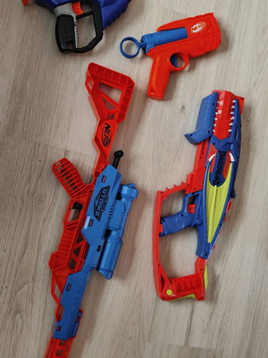 Toy guns like new, set of 4