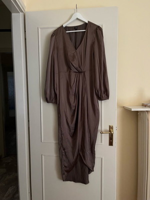 Shein brown satin dress like new, size XL