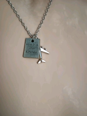 Travel Necklace Made of Zinc Alloy Like New