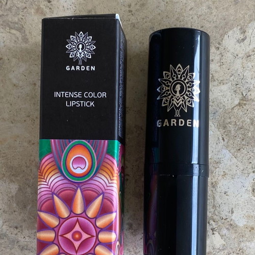 Garden Intense Color Lipstick 03 Nine To Five new, matte pink