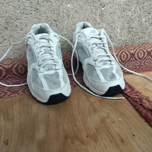 New Balance 530 sports shoes like new, white, size 42.5-43